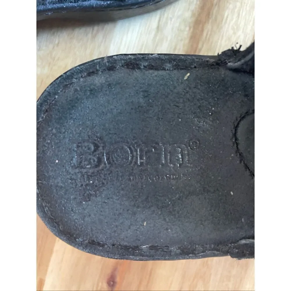 Born Clogs - Picture 4 of 7